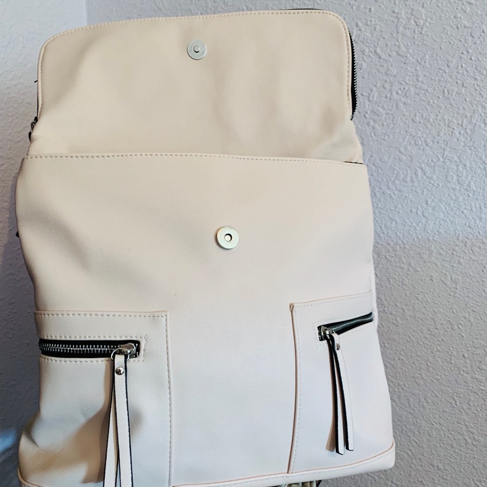 Target Backpack - Picture 4 of 5